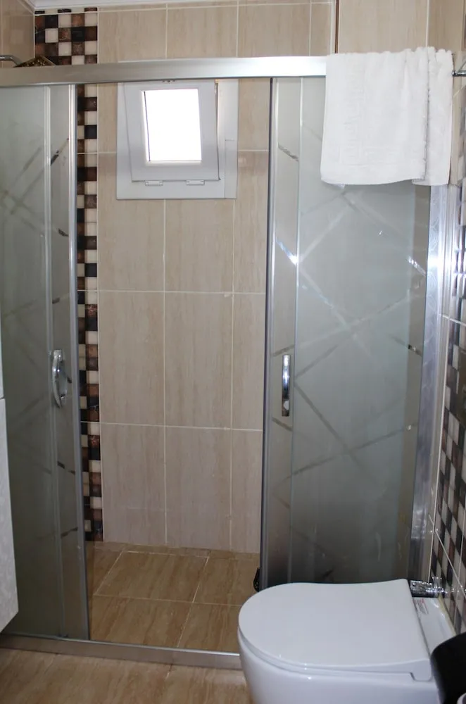 Economy Apart Daire, Balkon, Bahçe Manzaralı