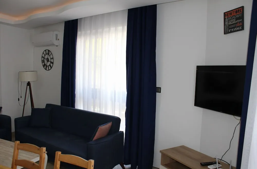 Economy Apart Daire, Balkon, Bahçe Manzaralı