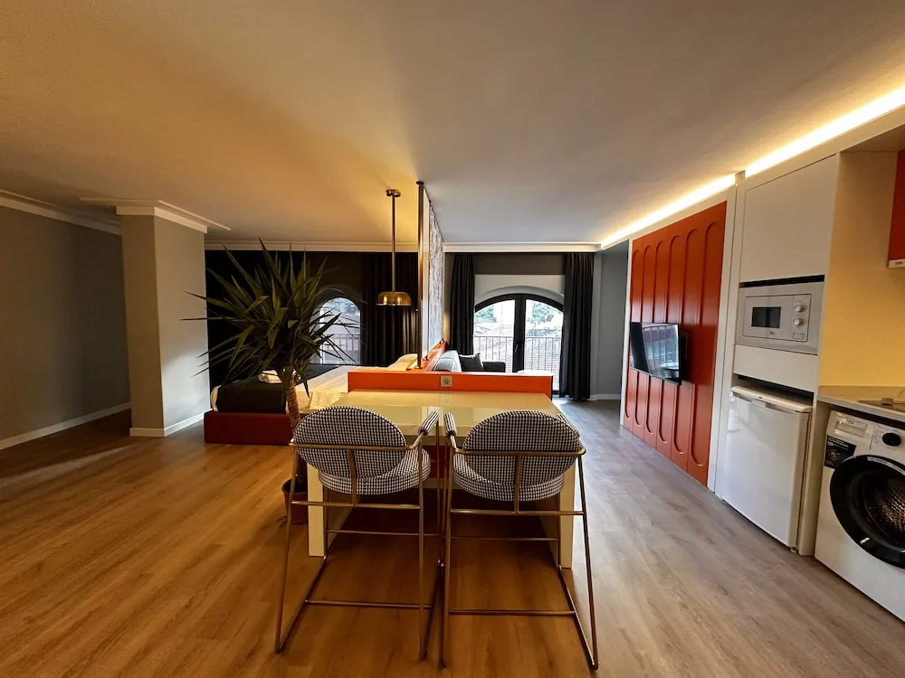 Mutfaklı 1 oda, 1 salon