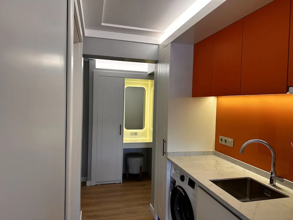 Mutfaklı 1 oda, 1 salon
