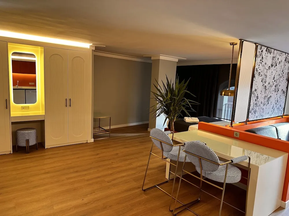 Mutfaklı 1 oda, 1 salon