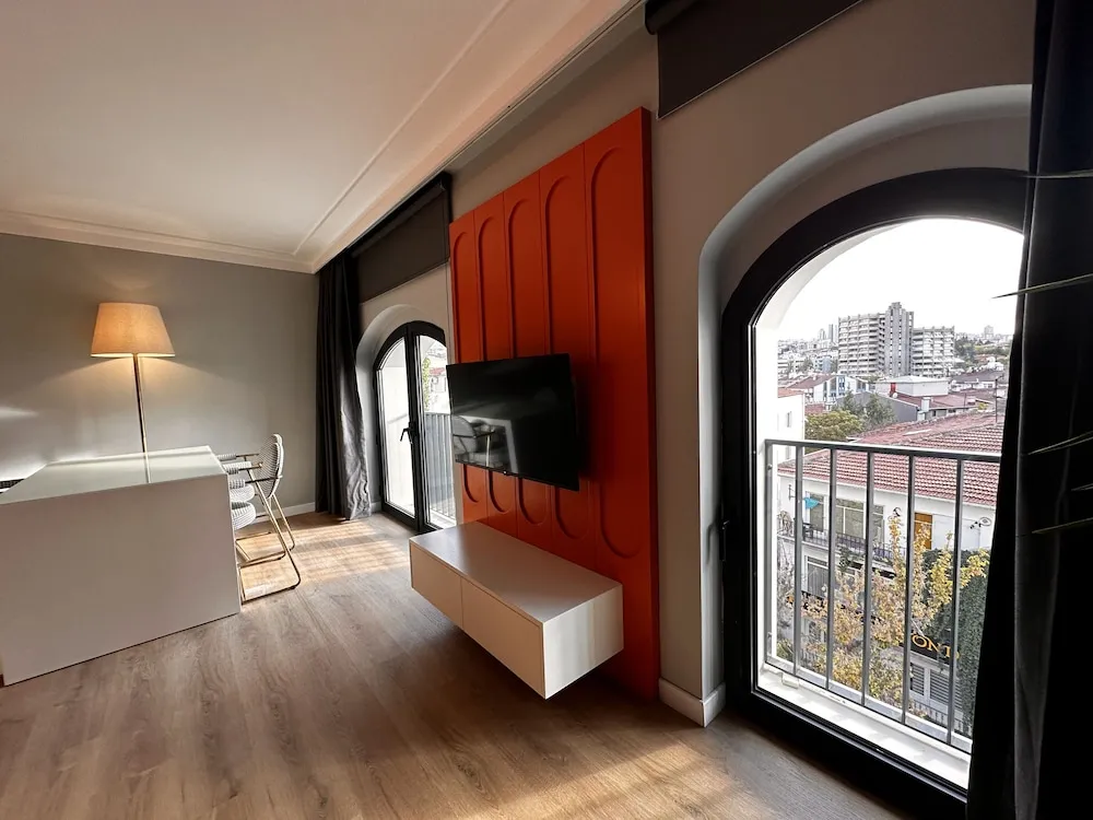 Mutfaklı 1 oda, 1 salon