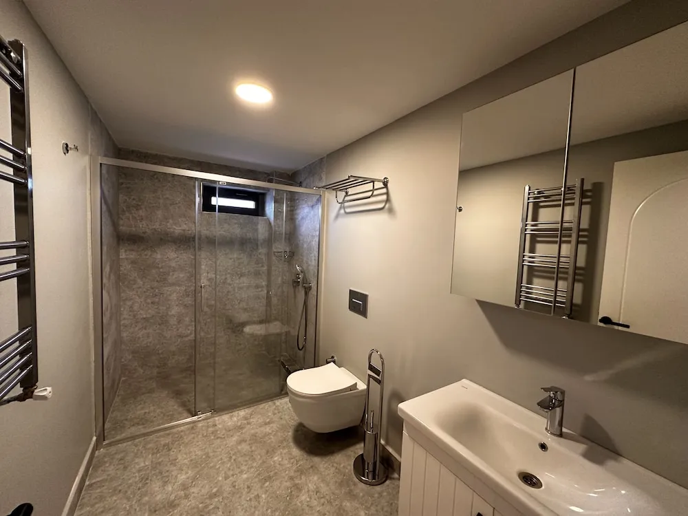 Mutfaklı 1 oda, 1 salon