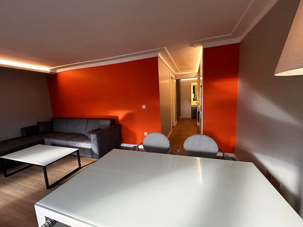 Mutfaklı 1 oda, 1 salon