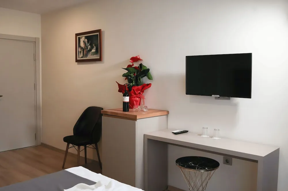 Standard Tek Büyük Yataklı Oda, Şehir Manzaralı