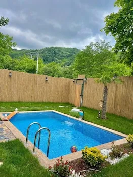 Sapanca Maviş Bungalov