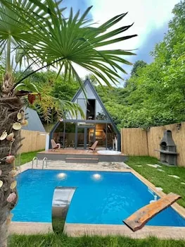 Sapanca Maviş Bungalov