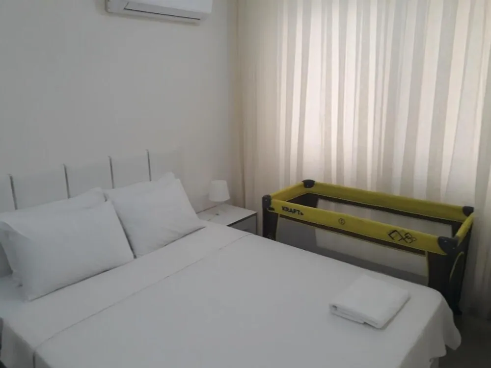 Classic Apart Daire, 1 Büyük (Queen) Boy Yatak ve Çekyat, Sigara İçilmez, Havuz Manzaralı