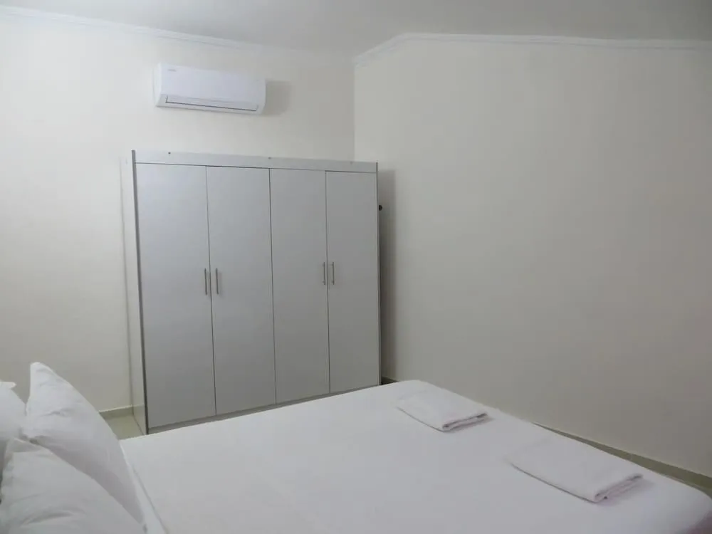 Classic Apart Daire, 1 Büyük (Queen) Boy Yatak ve Çekyat, Sigara İçilmez, Havuz Manzaralı