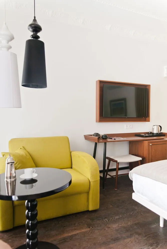 Studio with French Balcony