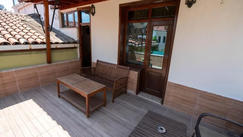 Standard Tek Büyük Yataklı Oda, Balkon, Şehir Manzaralı