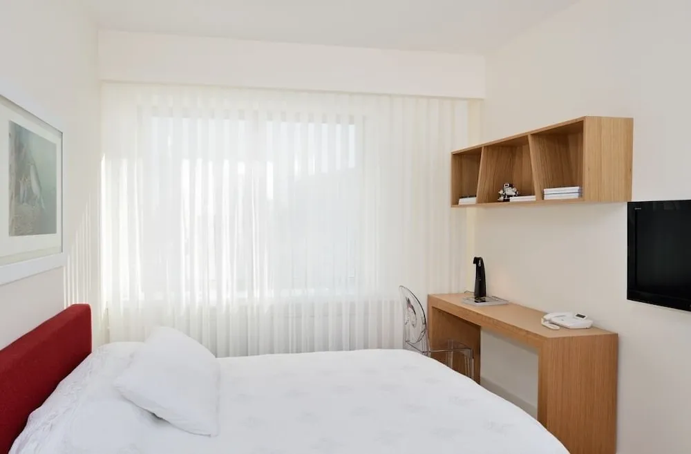Standard Apart Daire, Deniz Manzaralı