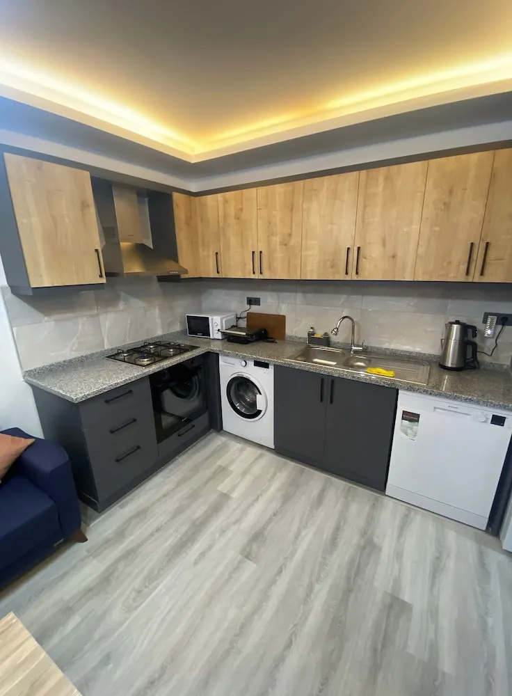 Economy Apart Daire, Mutfak, Bodrum