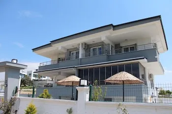 Mavi Restaurant & Apartments 3
