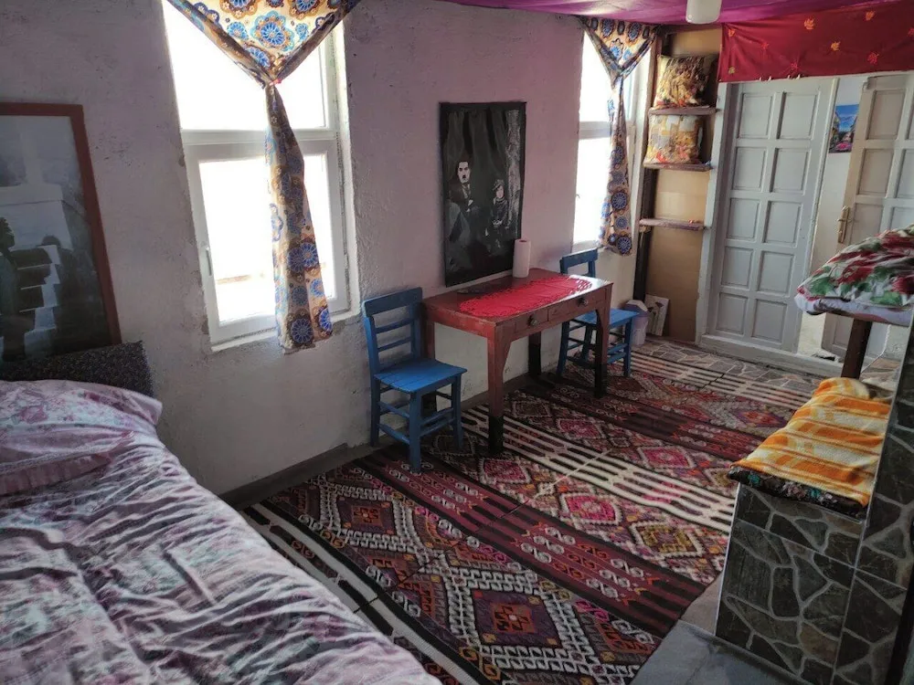 Basic Tek Büyük Yataklı Oda, Şehir Manzaralı