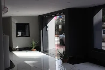 Cosy Suite Hotel