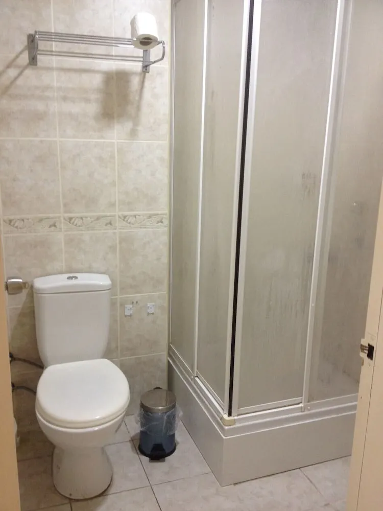 Deluxe Üç Kişilik Oda, Birden Çok Yatak