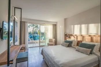 Berry Blue Hotels - All Inclusive