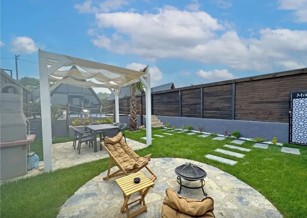 Deluxe Bungalov