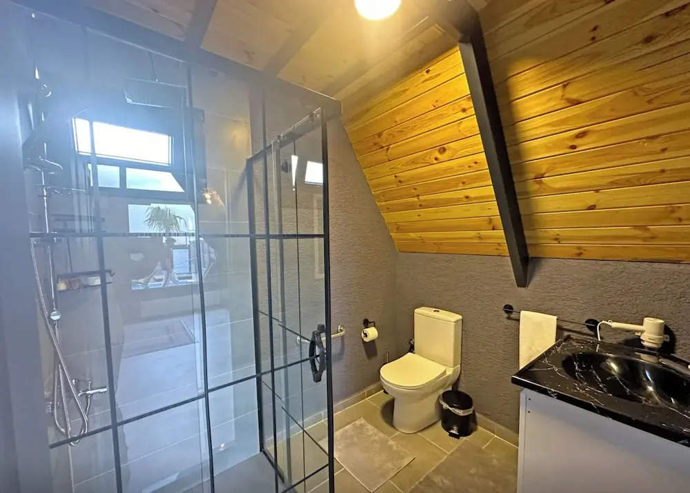 Deluxe Bungalov