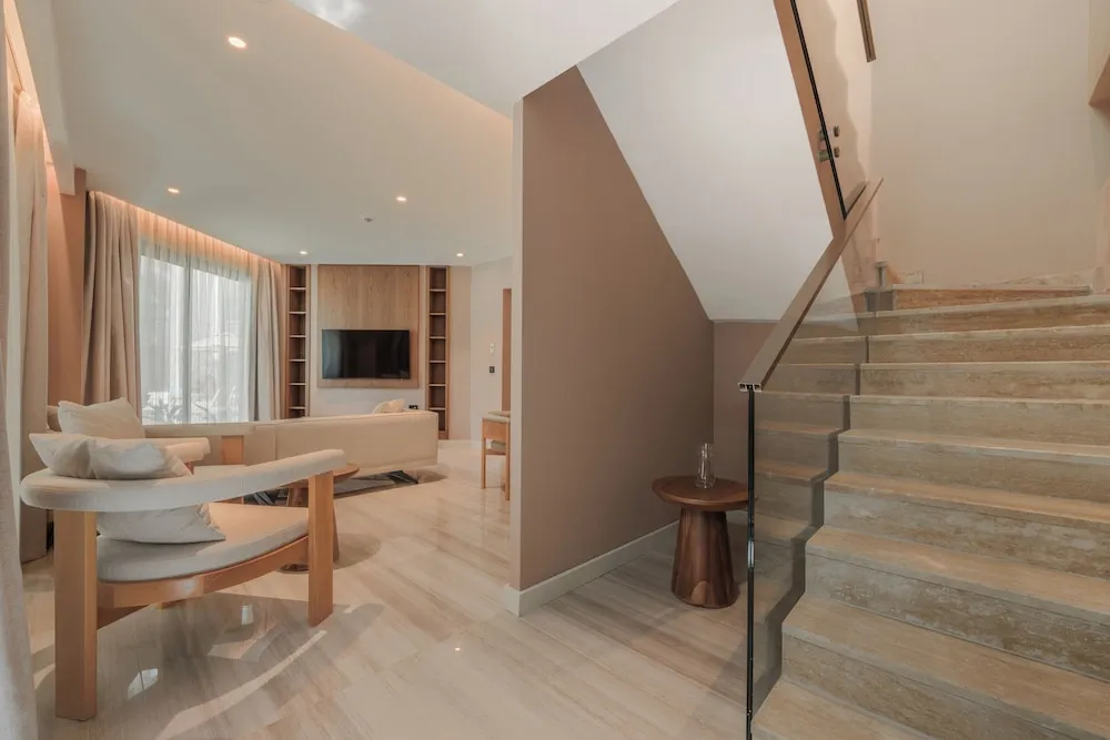 Grande Lake House