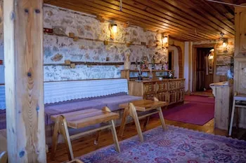 Ayşenaz Hanım Konağı