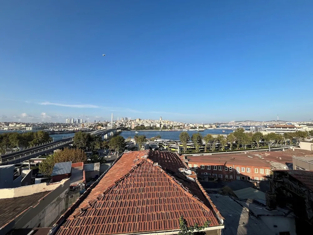 Panoramic Tek Büyük Yataklı Oda, Balkon, Deniz Manzaralı