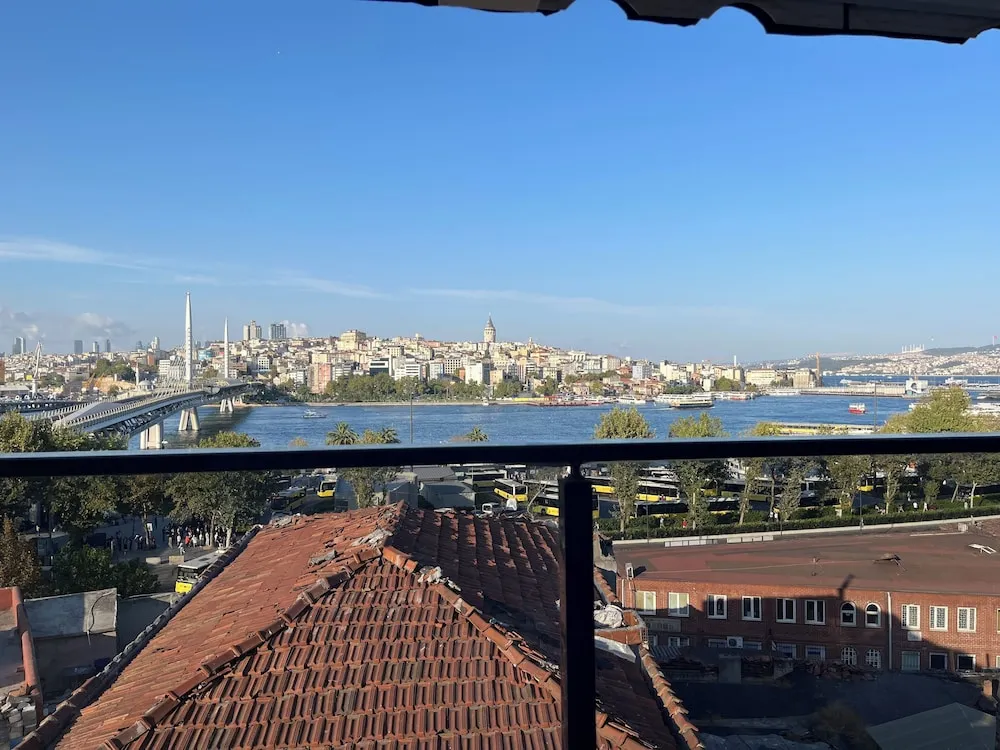 Panoramic Tek Büyük Yataklı Oda, Balkon, Deniz Manzaralı