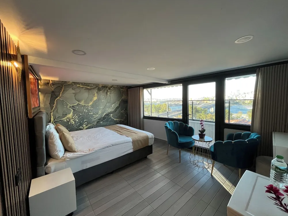 Panoramic Tek Büyük Yataklı Oda, Balkon, Deniz Manzaralı