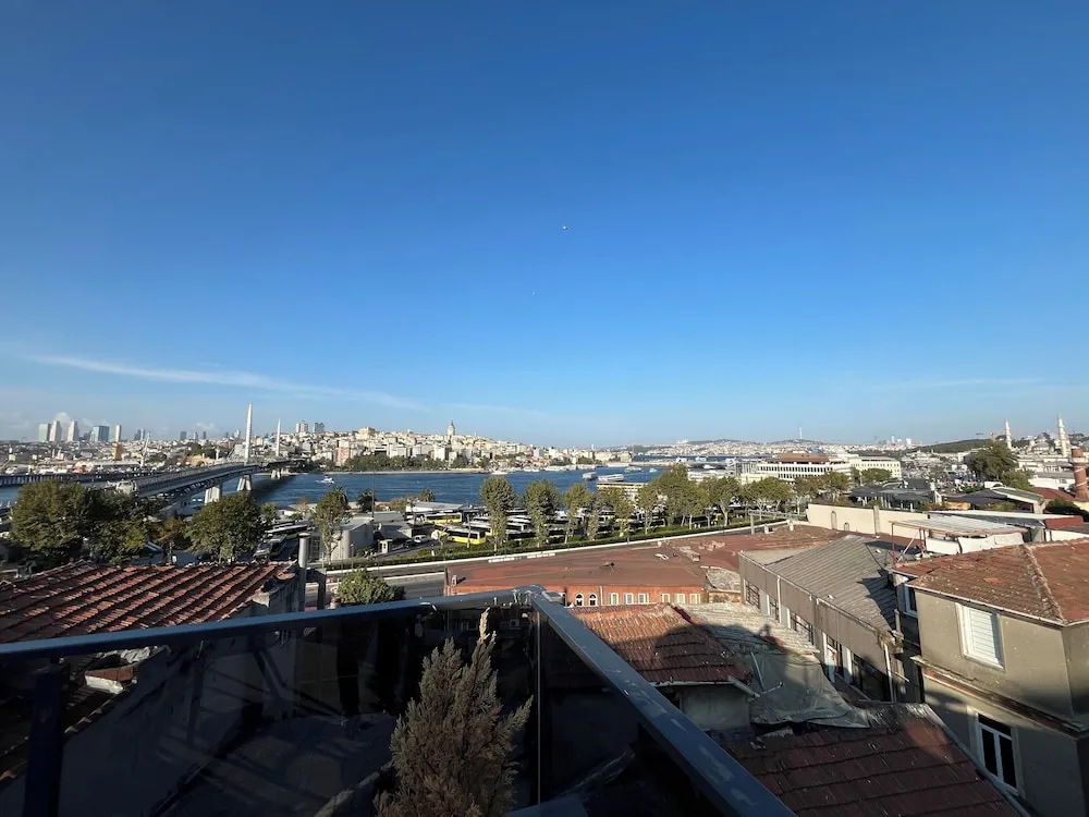 Panoramic Tek Büyük Yataklı Oda, Balkon, Deniz Manzaralı