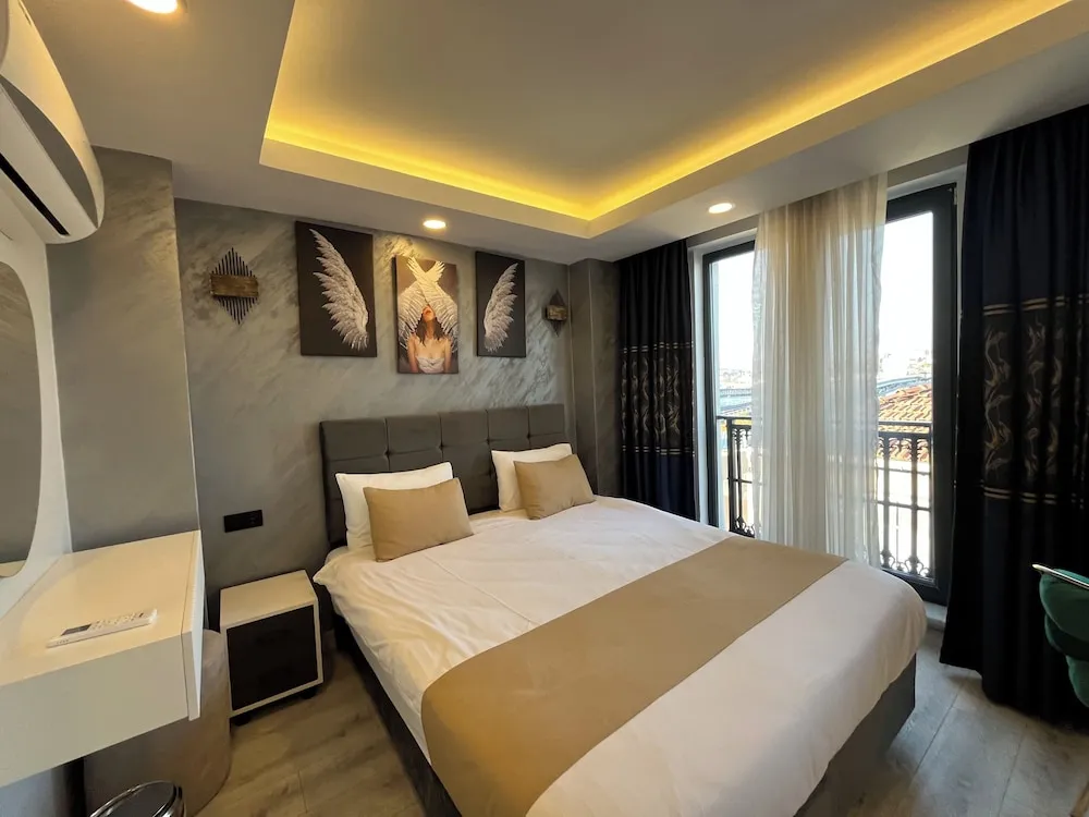 Deluxe Tek Büyük Yataklı Oda, Deniz Manzaralı