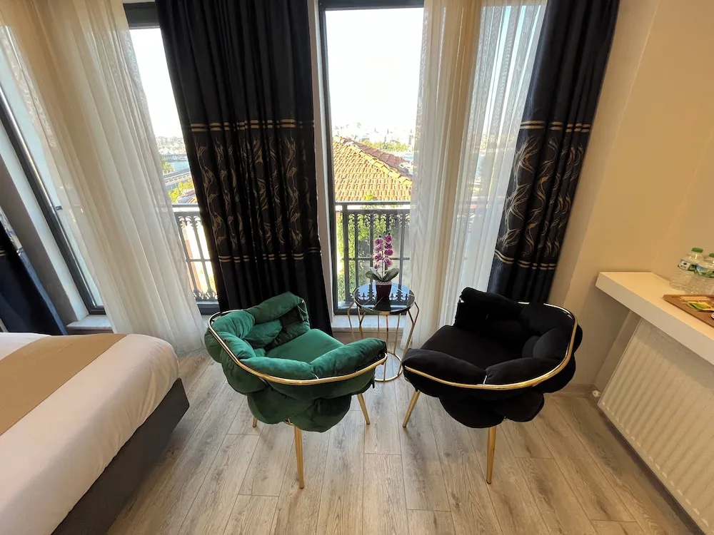 Deluxe Tek Büyük Yataklı Oda, Deniz Manzaralı