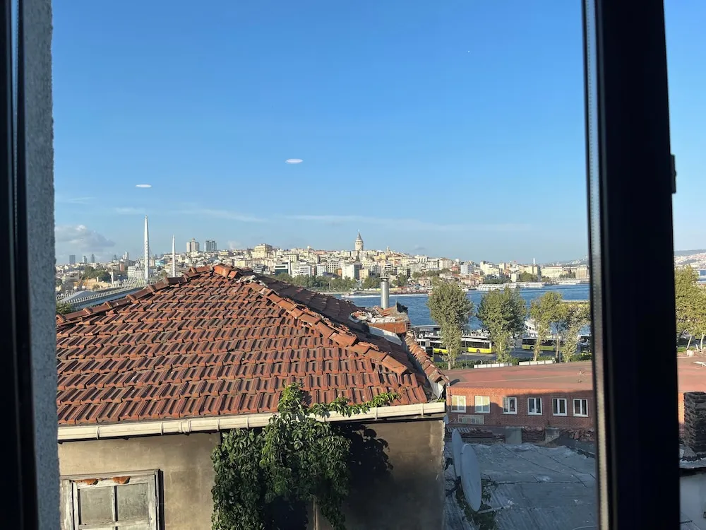 Deluxe Tek Büyük Yataklı Oda, Deniz Manzaralı