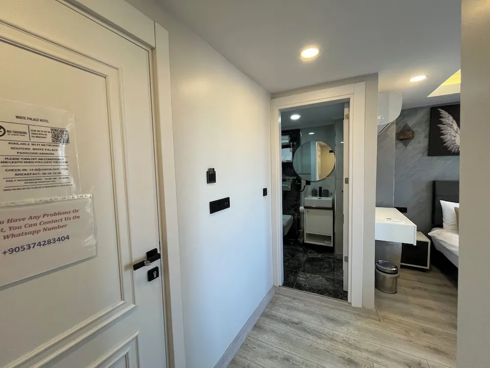 Deluxe Tek Büyük Yataklı Oda, Deniz Manzaralı