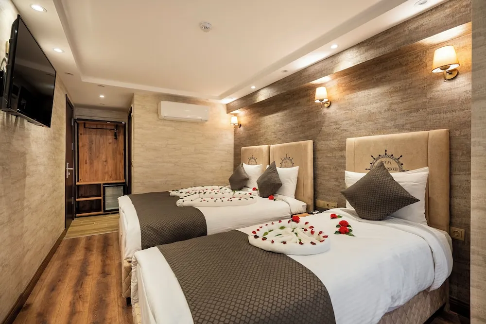 Standard Üç Kişilik Oda, Şehir Manzaralı