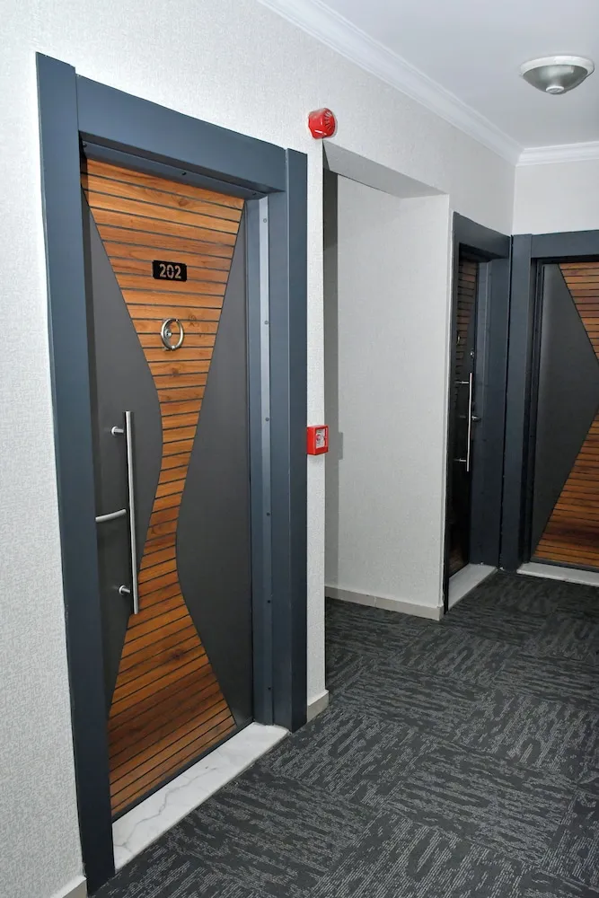 Luxury Süit, Bahçe Manzaralı