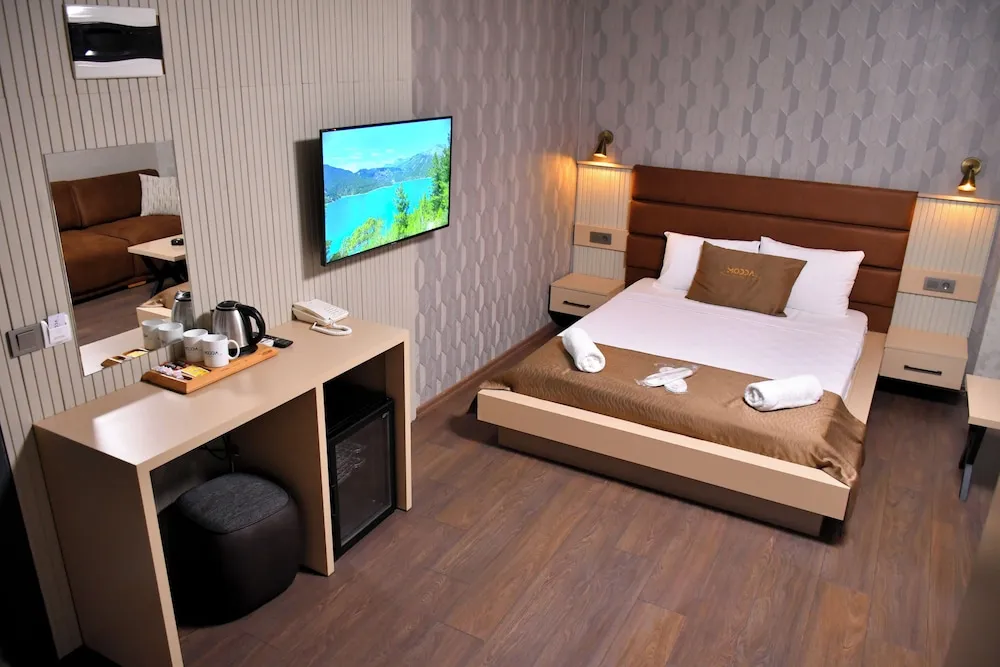 Luxury Süit, Bahçe Manzaralı