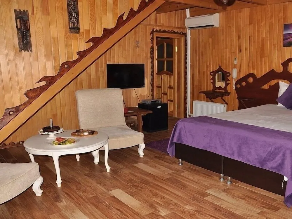 Deluxe Bungalov, Bahçe Manzaralı