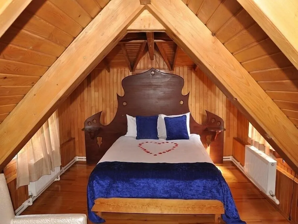 Deluxe Bungalov, Bahçe Manzaralı