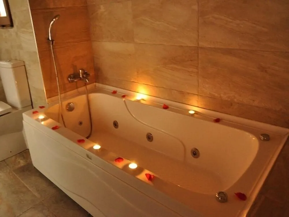 Deluxe Bungalov, Bahçe Manzaralı