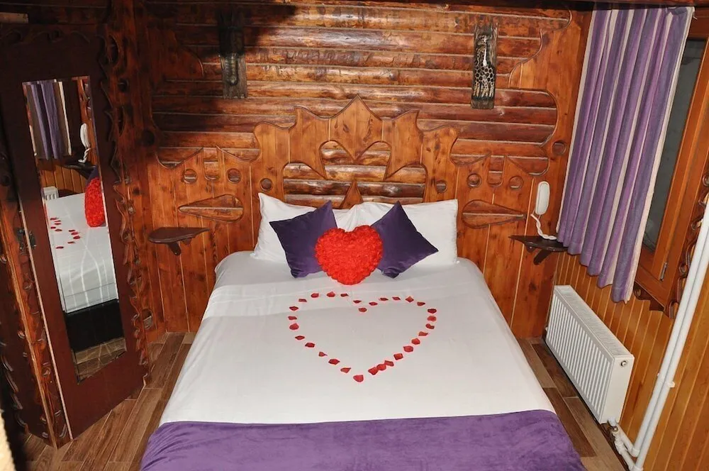Deluxe Bungalov, Bahçe Manzaralı