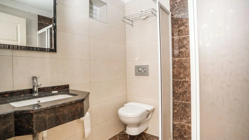 Standard Tek Büyük veya İki Ayrı Yataklı Oda