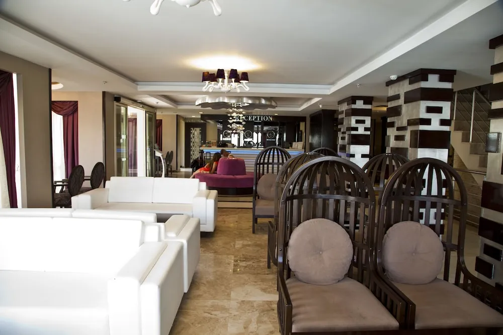 Lobi oturma alanı