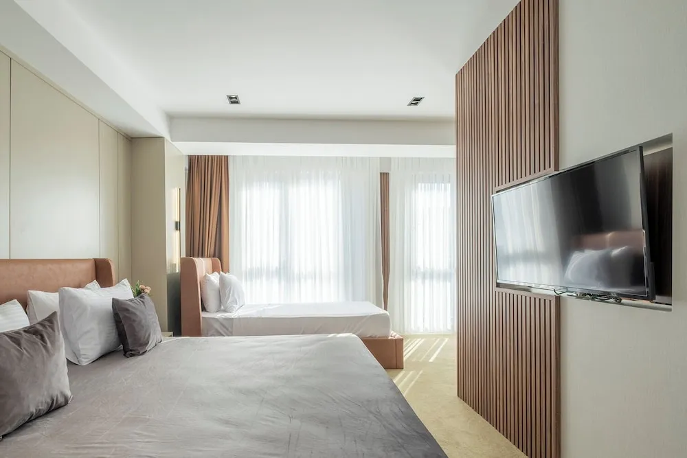 Deluxe Superior Room