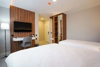 Joyful Hotel by GNL