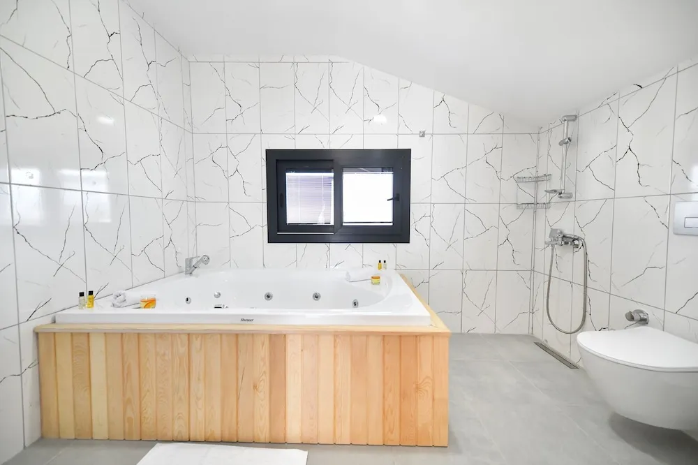 Villa, Kişiye Özel Havuzlu, Havuz Manzaralı