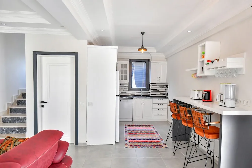 Villa, Kişiye Özel Havuzlu, Havuz Manzaralı