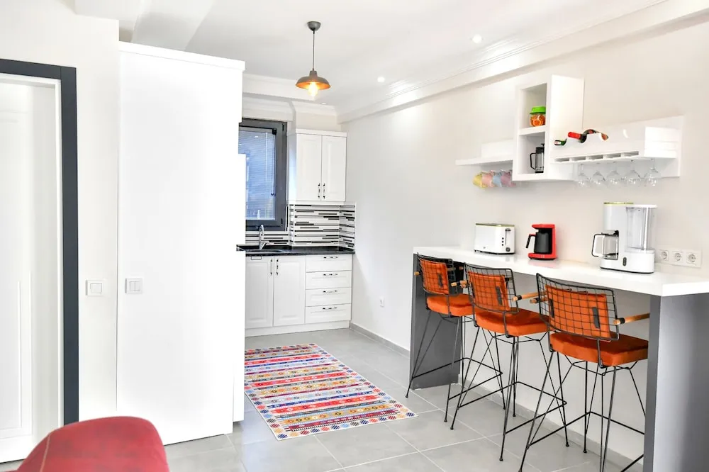 Villa, Kişiye Özel Havuzlu, Havuz Manzaralı