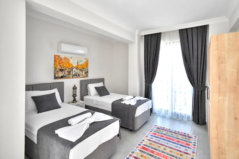 Villa, Kişiye Özel Havuzlu, Havuz Manzaralı