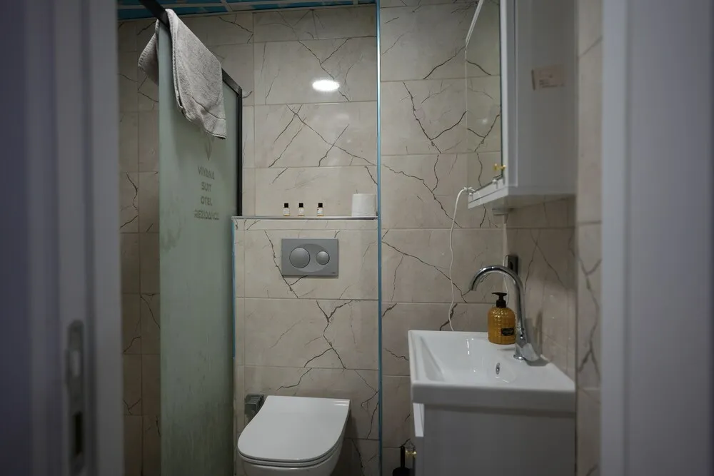 Standard Tek Büyük Yataklı Oda